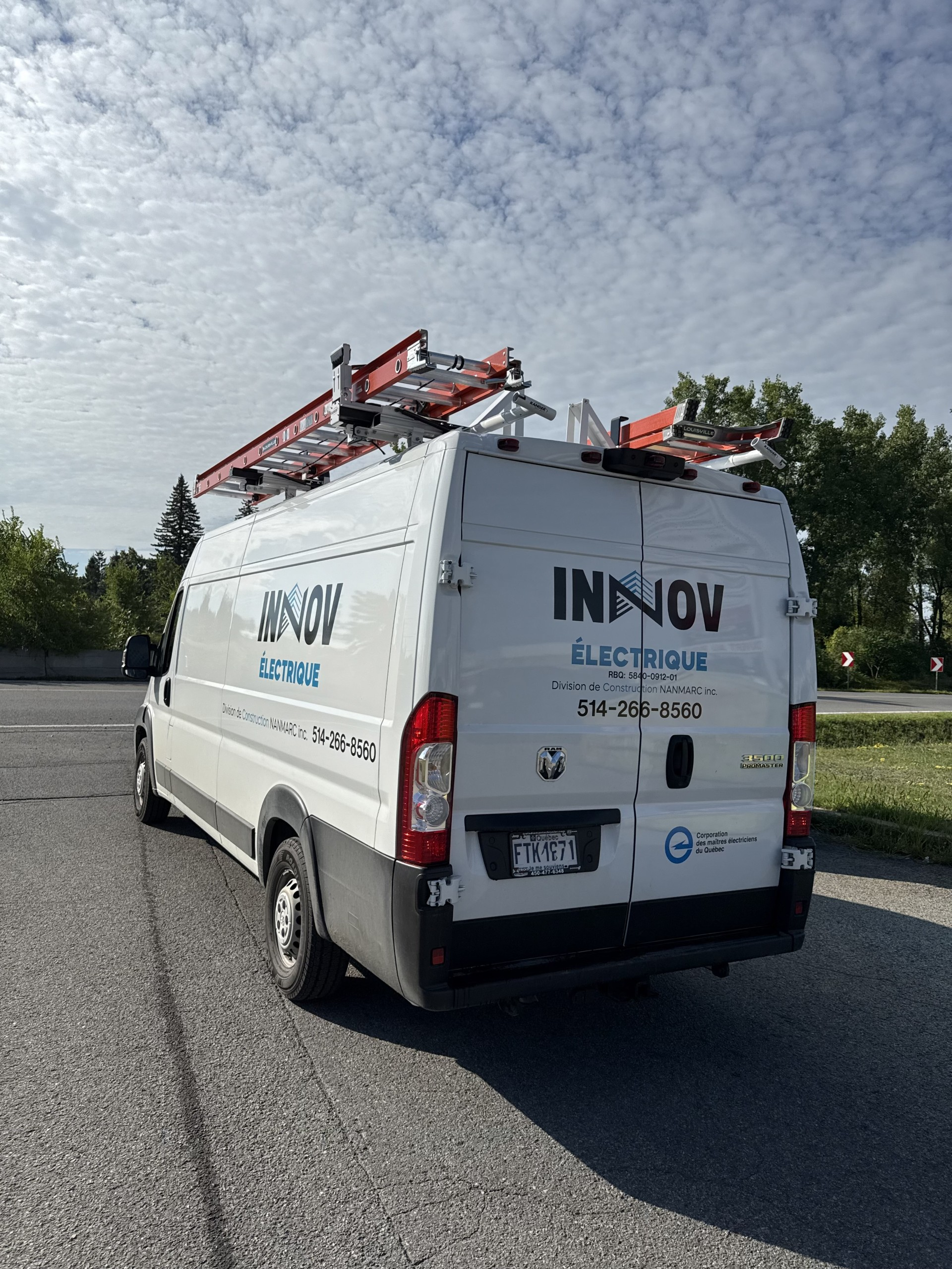 Camion de service Innov Électrique